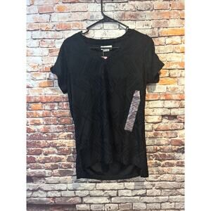 NWT Black Peace & Pearls Eyelash Tee Blouse Women’s Size Small